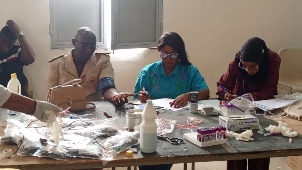 Podor : En prévision du Ramadan les membres du CDD, renflouent la Banque de sang. Une action  »fort utile », saluée par le préfet Amedoune Diop
