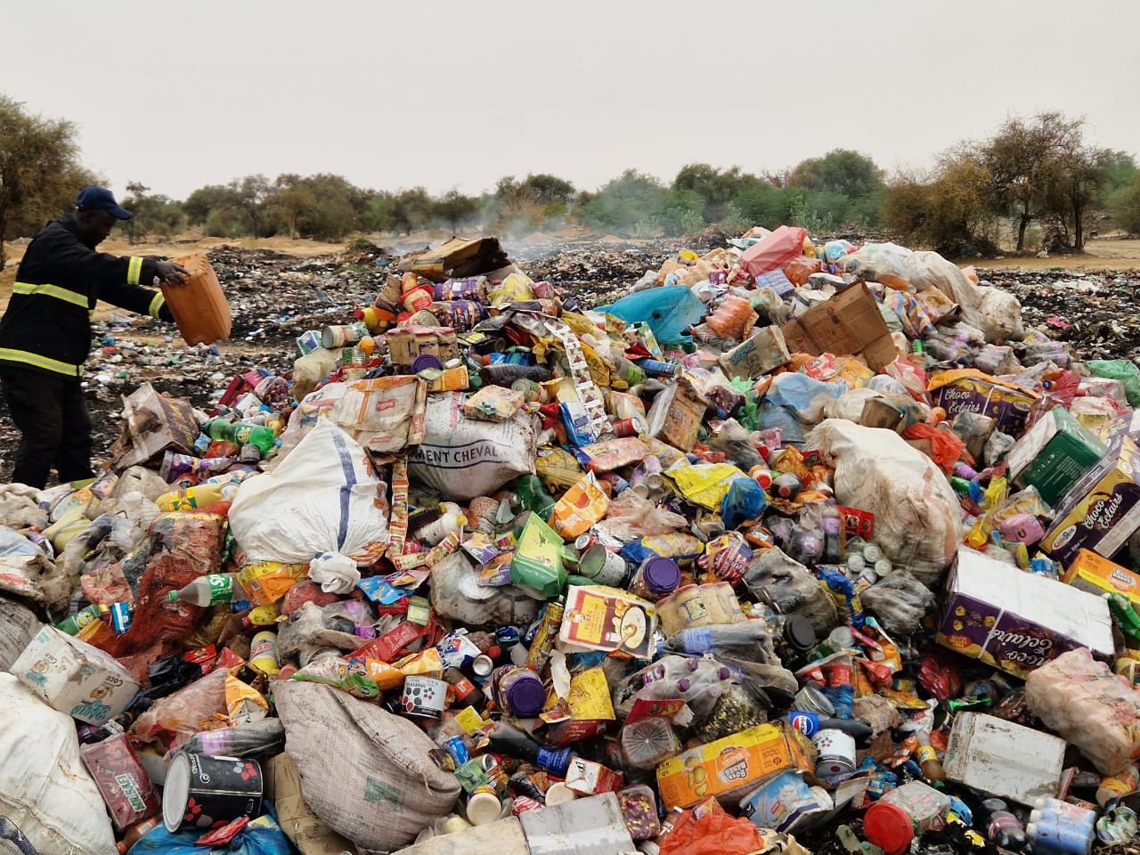 COMMERCE / INCINERATIONPodor : 10 tonnes de produits impropres à la consommation détruits